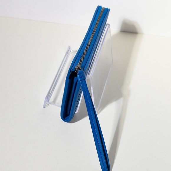 Bottega Veneta Aqua Intrecciato Nappa Leather Zip Wallet Blue - Picture 6 of 10